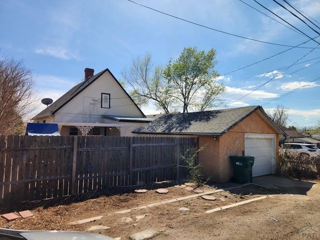 811 W 17th St, Pueblo, CO 81003