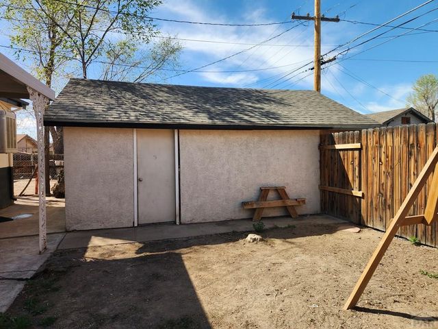 811 W 17th St, Pueblo, CO 81003