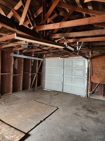 811 W 17th St, Pueblo, CO 81003