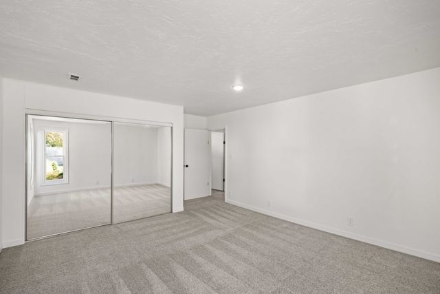 412 SE Ewing Street, Grimes, IA 50111