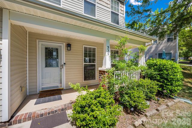 330 Bridal Veil Drive, Charlotte, NC 28217