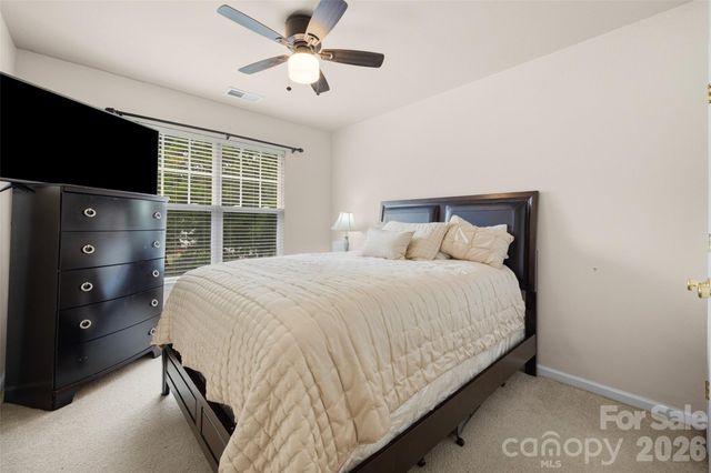 330 Bridal Veil Drive, Charlotte, NC 28217