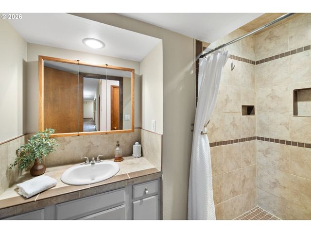 6913 Ne 75TH Ave, Vancouver, WA 98662
