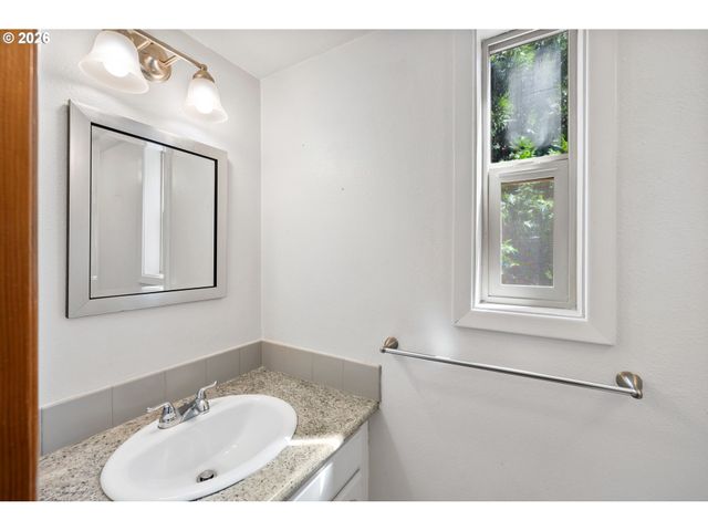 6913 Ne 75TH Ave, Vancouver, WA 98662