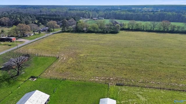 24380 Wooley Springs Road, Athens, AL 35613