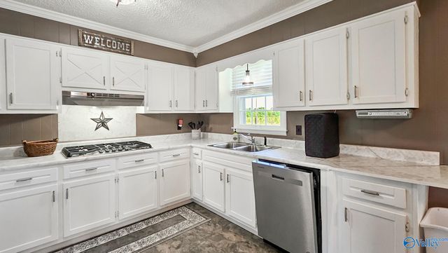 24380 Wooley Springs Road, Athens, AL 35613