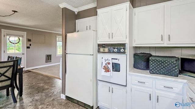 24380 Wooley Springs Road, Athens, AL 35613