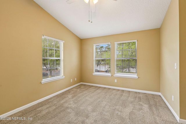 575 OAKLEAF PLANTATION Parkway 916, Orange Park, FL 32065