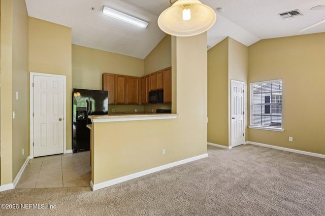 575 OAKLEAF PLANTATION Parkway 916, Orange Park, FL 32065