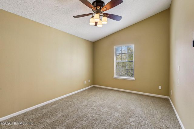 575 OAKLEAF PLANTATION Parkway 916, Orange Park, FL 32065