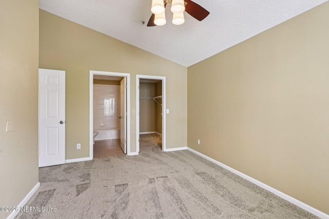 575 OAKLEAF PLANTATION Parkway 916, Orange Park, FL 32065