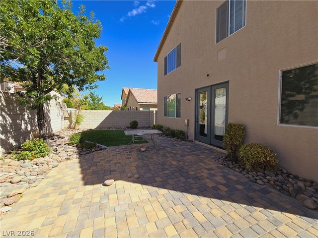 9862 Shadow Grove Avenue, Las Vegas, NV 89148