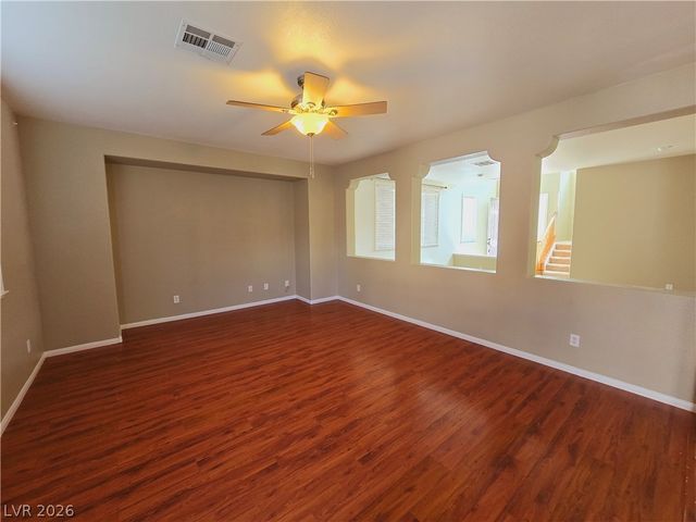 9862 Shadow Grove Avenue, Las Vegas, NV 89148