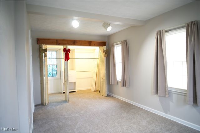 1595 Evergreen Avenue, Akron, OH 44301