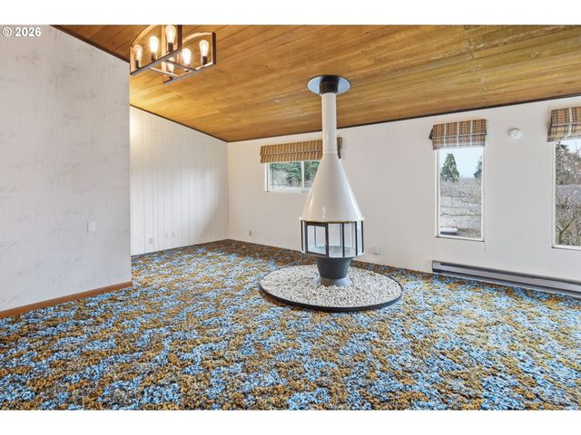 2778 20TH St, Springfield, OR 97477