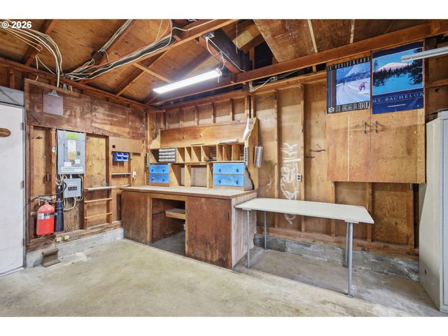 2778 20TH St, Springfield, OR 97477