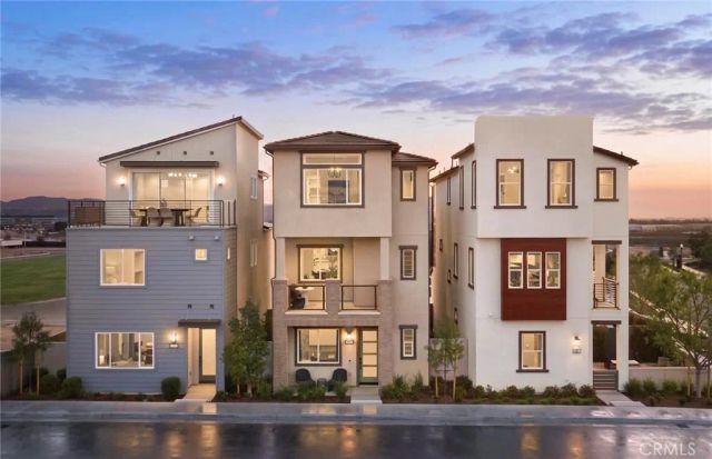 171 Moody, Irvine, CA 92618