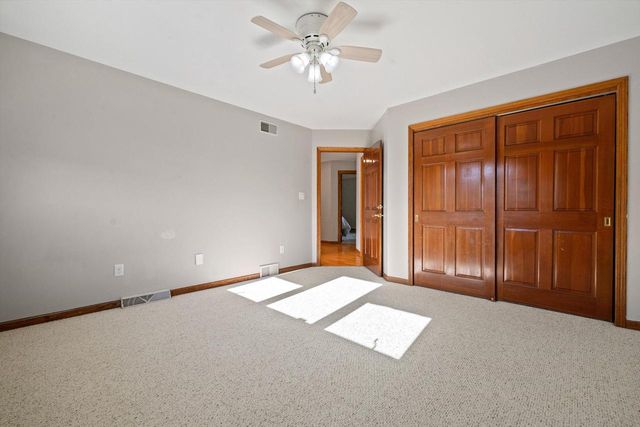 5342 Piper LANE, Mount Pleasant, WI 53403