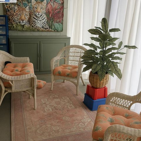 3660 Oak Knoll Blvd, Oakland, CA 94605