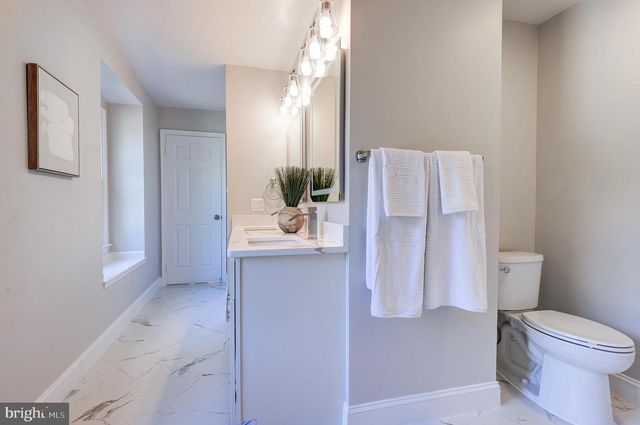 2692 GLENCROFT RD, Vienna, VA 22181