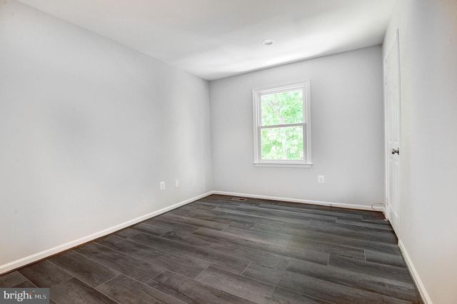 2692 GLENCROFT RD, Vienna, VA 22181