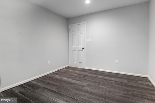 2692 GLENCROFT RD, Vienna, VA 22181