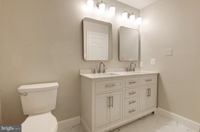 2692 GLENCROFT RD, Vienna, VA 22181