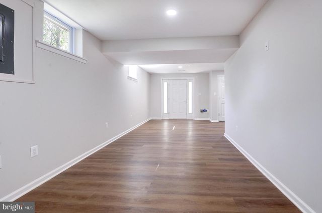 2692 GLENCROFT RD, Vienna, VA 22181