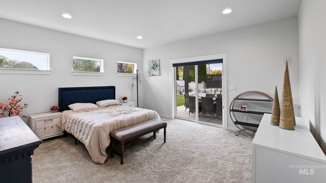 1697 S Vinnell, Boise, ID 83709