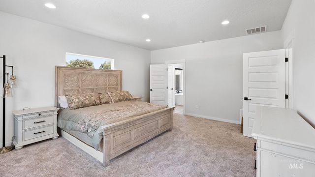 1697 S Vinnell, Boise, ID 83709