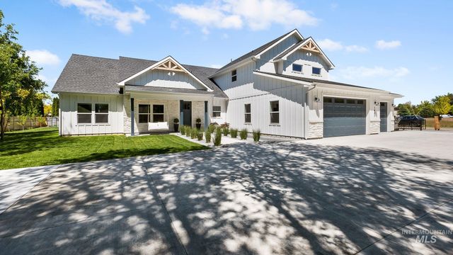 1697 S Vinnell, Boise, ID 83709