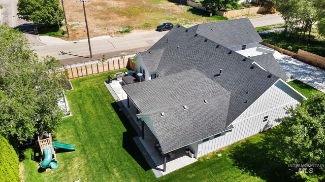 1697 S Vinnell, Boise, ID 83709