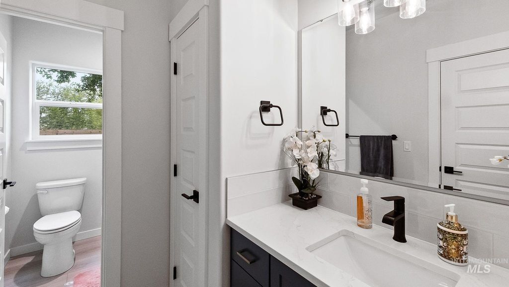 1697 S Vinnell, Boise, ID 83709 photo 16