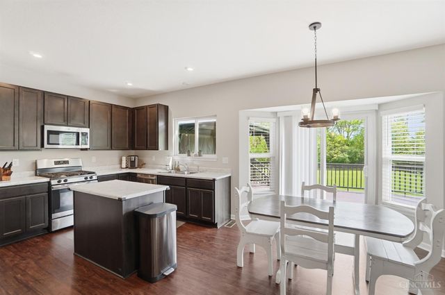 2714 Leonardo Way, Franklin Twp, OH 45005