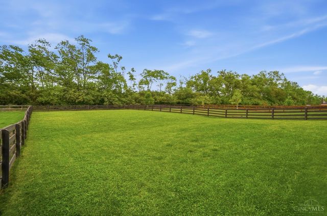 2714 Leonardo Way, Franklin Twp, OH 45005