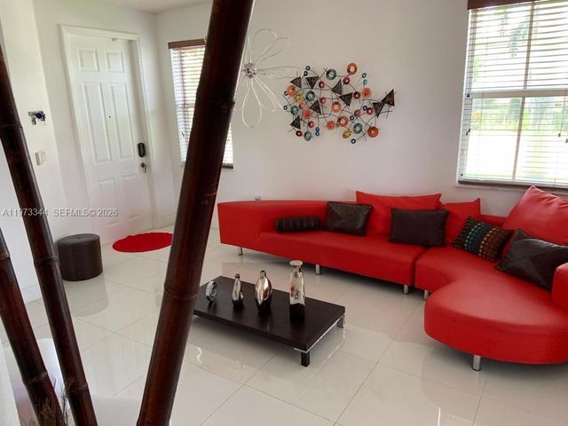 7586 NW 113th Path 0, Doral, FL 33178