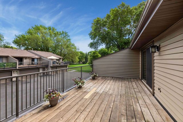 1432 Arden View Drive, Arden Hills, MN 55112