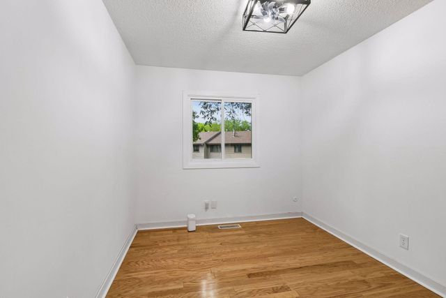1432 Arden View Drive, Arden Hills, MN 55112