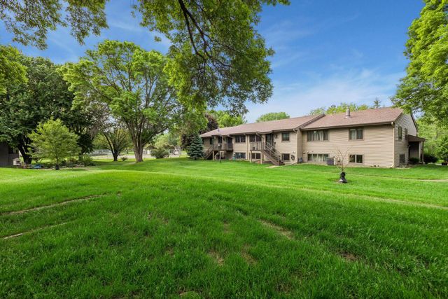 1432 Arden View Drive, Arden Hills, MN 55112