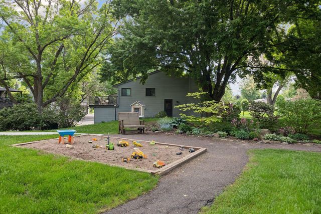 1432 Arden View Drive, Arden Hills, MN 55112