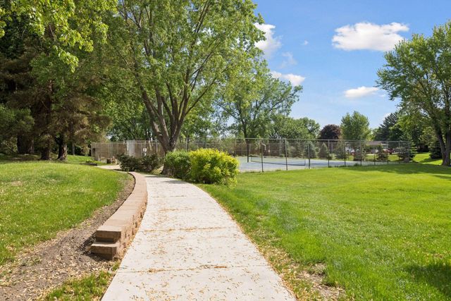 1432 Arden View Drive, Arden Hills, MN 55112