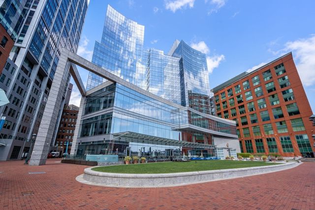 500 Atlantic Ave 16M, Boston, MA 02210