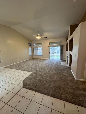 2260 E Niles Avenue, Fresno, CA 93720