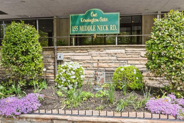 1 Kensington Gate 118, Great Neck, NY 11021