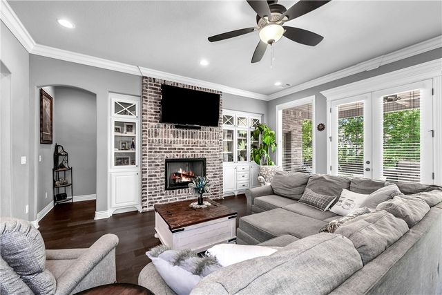 4010 NE Miner Court, Bentonville, AR 72712