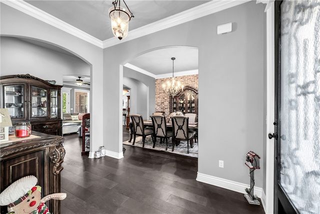 4010 NE Miner Court, Bentonville, AR 72712