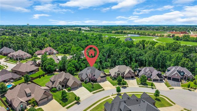 4010 NE Miner Court, Bentonville, AR 72712