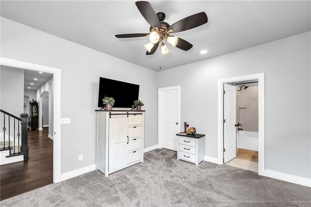 4010 NE Miner Court, Bentonville, AR 72712