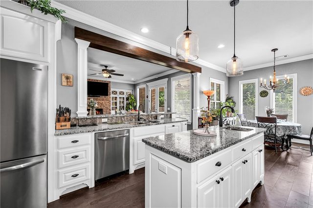 4010 NE Miner Court, Bentonville, AR 72712