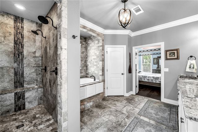 4010 NE Miner Court, Bentonville, AR 72712